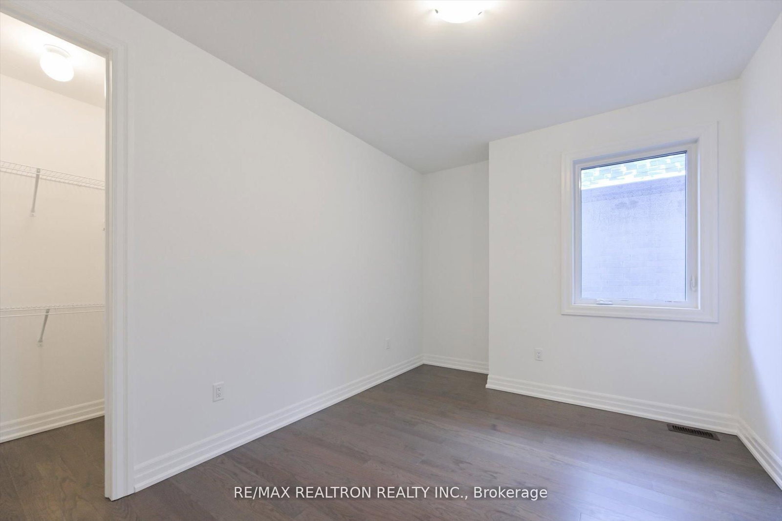 2858 Foxden Square - Photo 35