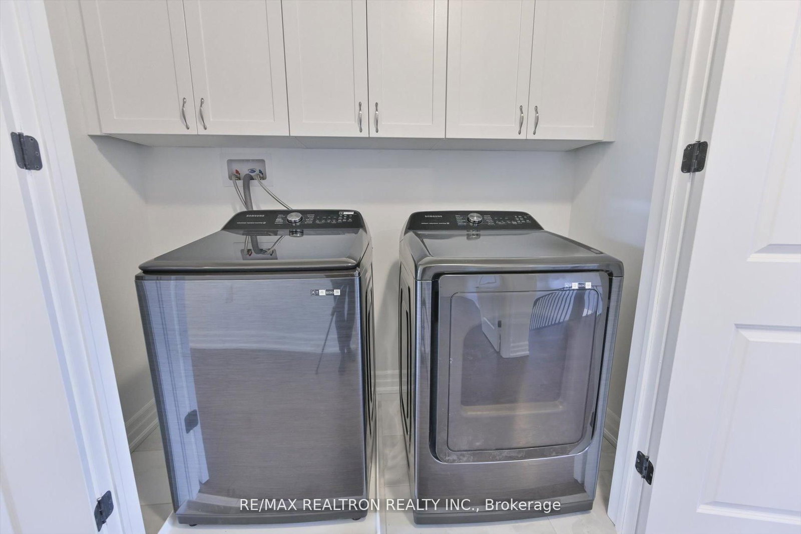 2858 Foxden Square - Photo 44