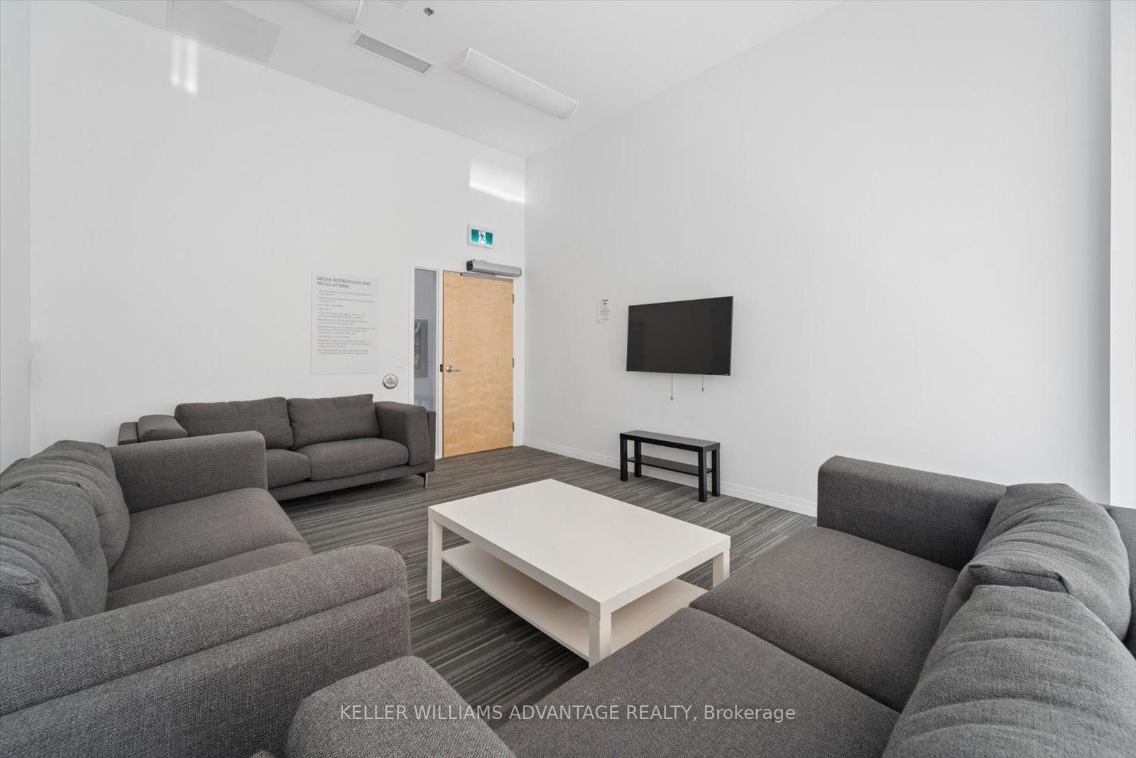 1900 Simcoe Street N, Unit 434 - Photo 27