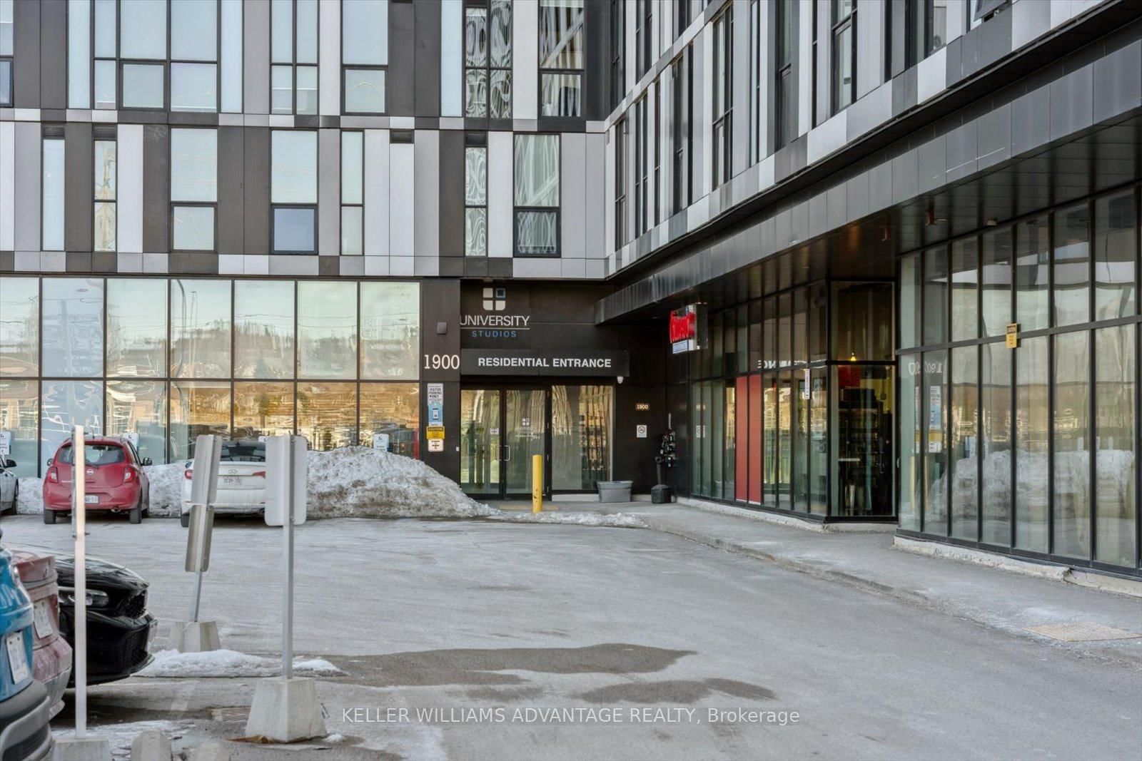 1900 Simcoe Street N, Unit 434 - Photo 3