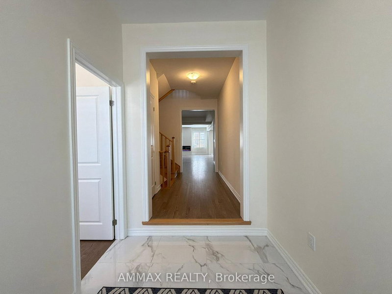 1809 Floribunda Gdns, Pickering, L1T 4W1 | Image 2