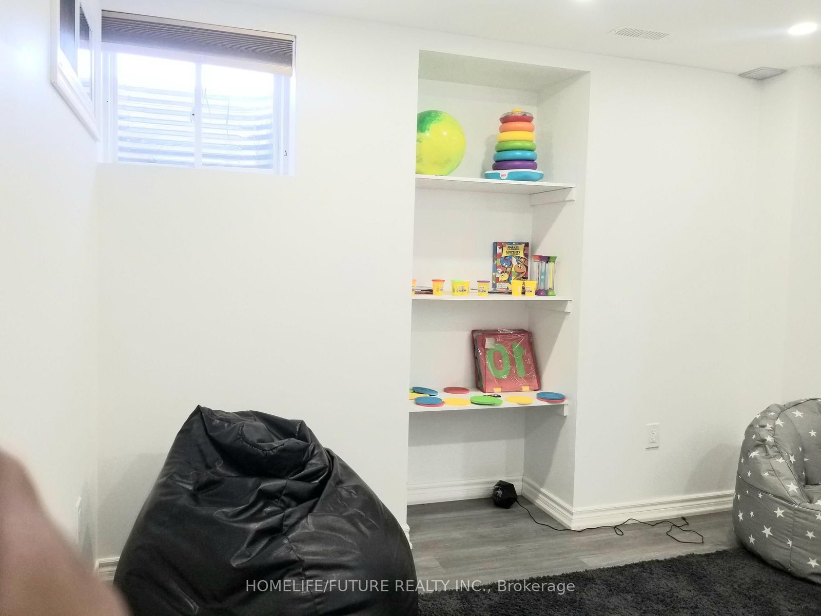 Detached House for sale at 3101 Willowridge Path, Pickering, Ontario, L1X 0N5 - Rural Pickering - MLS: E12941230