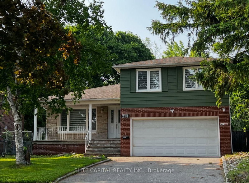 home for lease on 218 Chartland Boulevard S