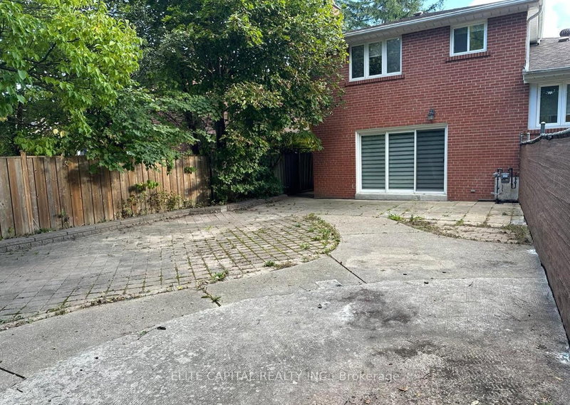 218 Chartland Blvd S, Toronto, M1S 2S5 | Image 2