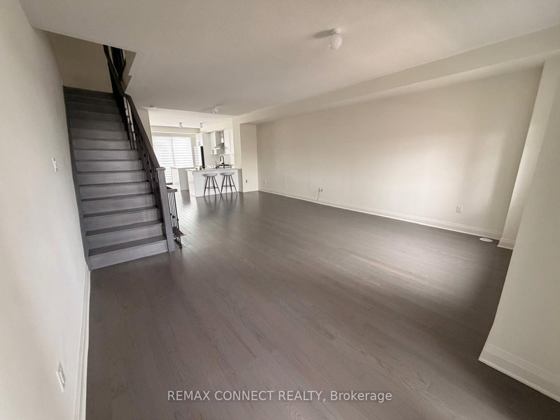 3 Prince William Blvd, Clarington, L1C 7E5 | Image 3