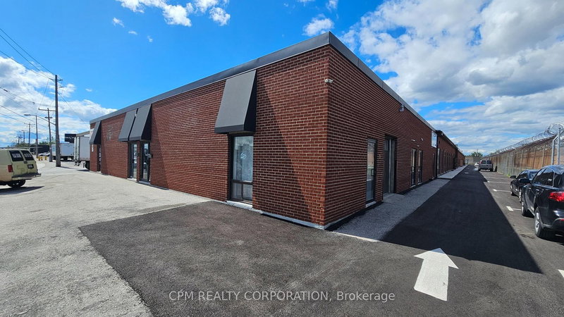 B - 126 Sinnott Rd, Toronto, M1L 4N2 | Image 2