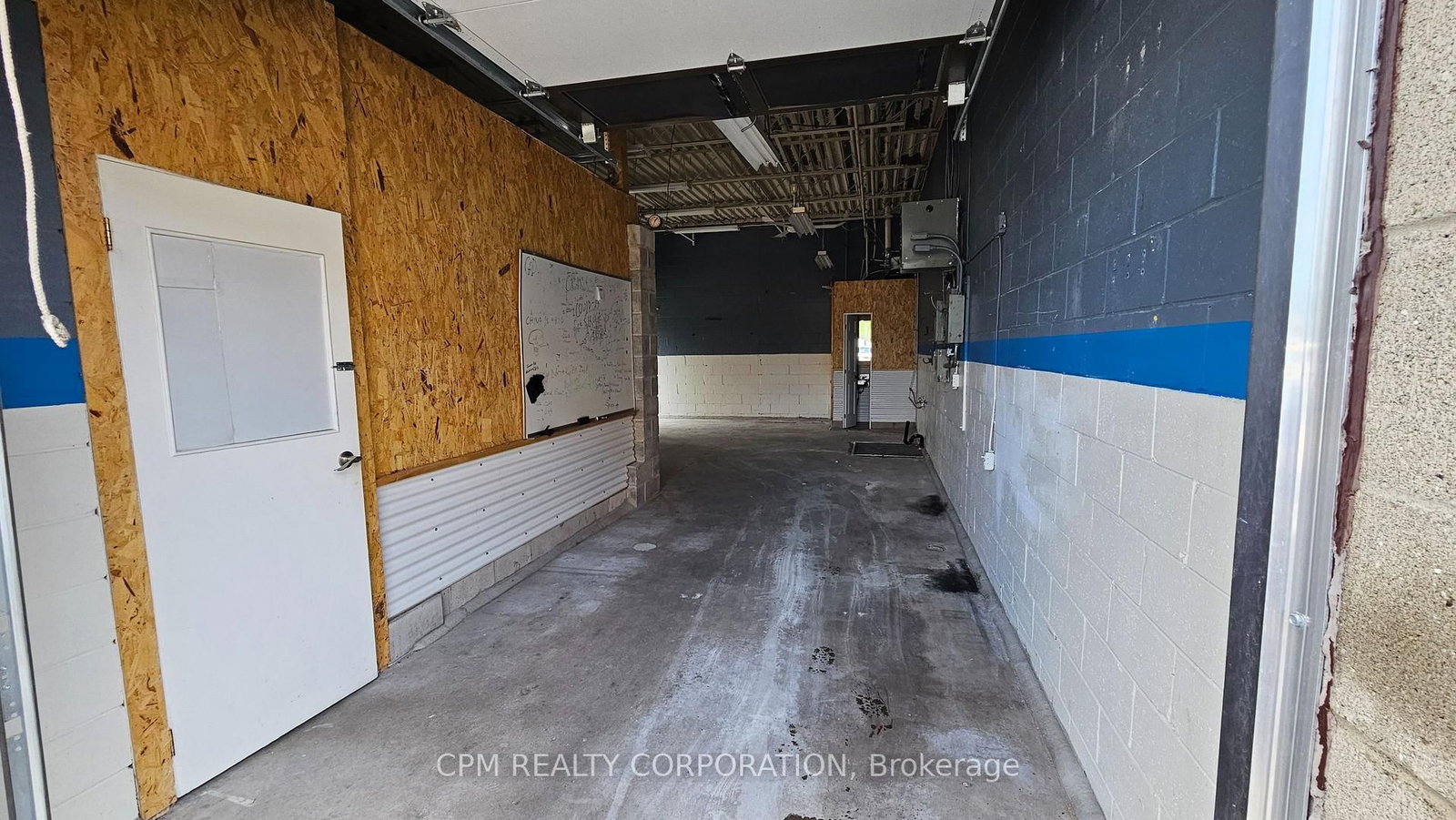 126 Sinnott Road, Unit B - Photo 8