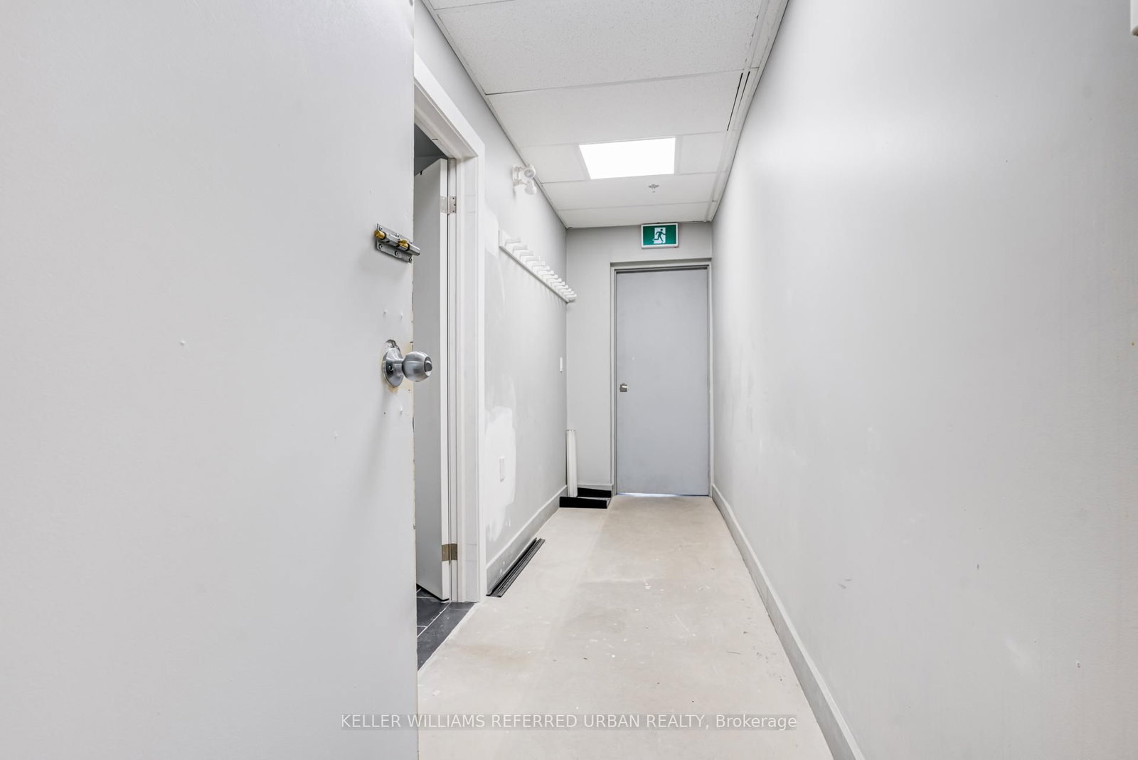 706 Pape Avenue - Photo 22