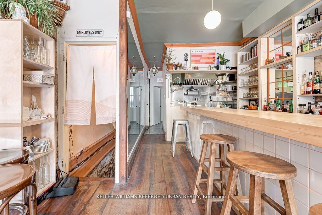 1118 E Queen Street E - Photo 10