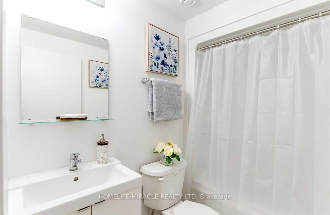 1740 Simcoe Street N, Unit 43 - Photo 12