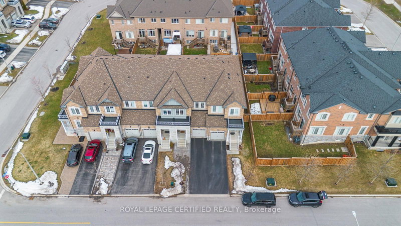 71 Rimrock Cres, Whitby, L1N 0E5 | Image 2