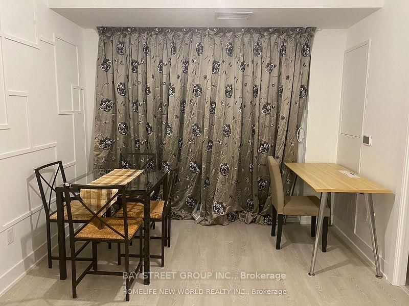 2545 N Simcoe Street N, Unit 2515 - Photo 11