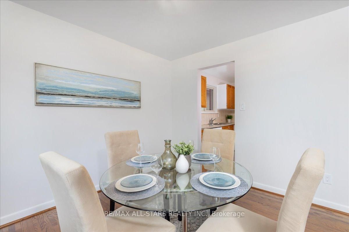 Detached House for sale at 55 Sancrest Drive, Toronto, Ontario, M1P 4A7 - Bendale - MLS: E12942972