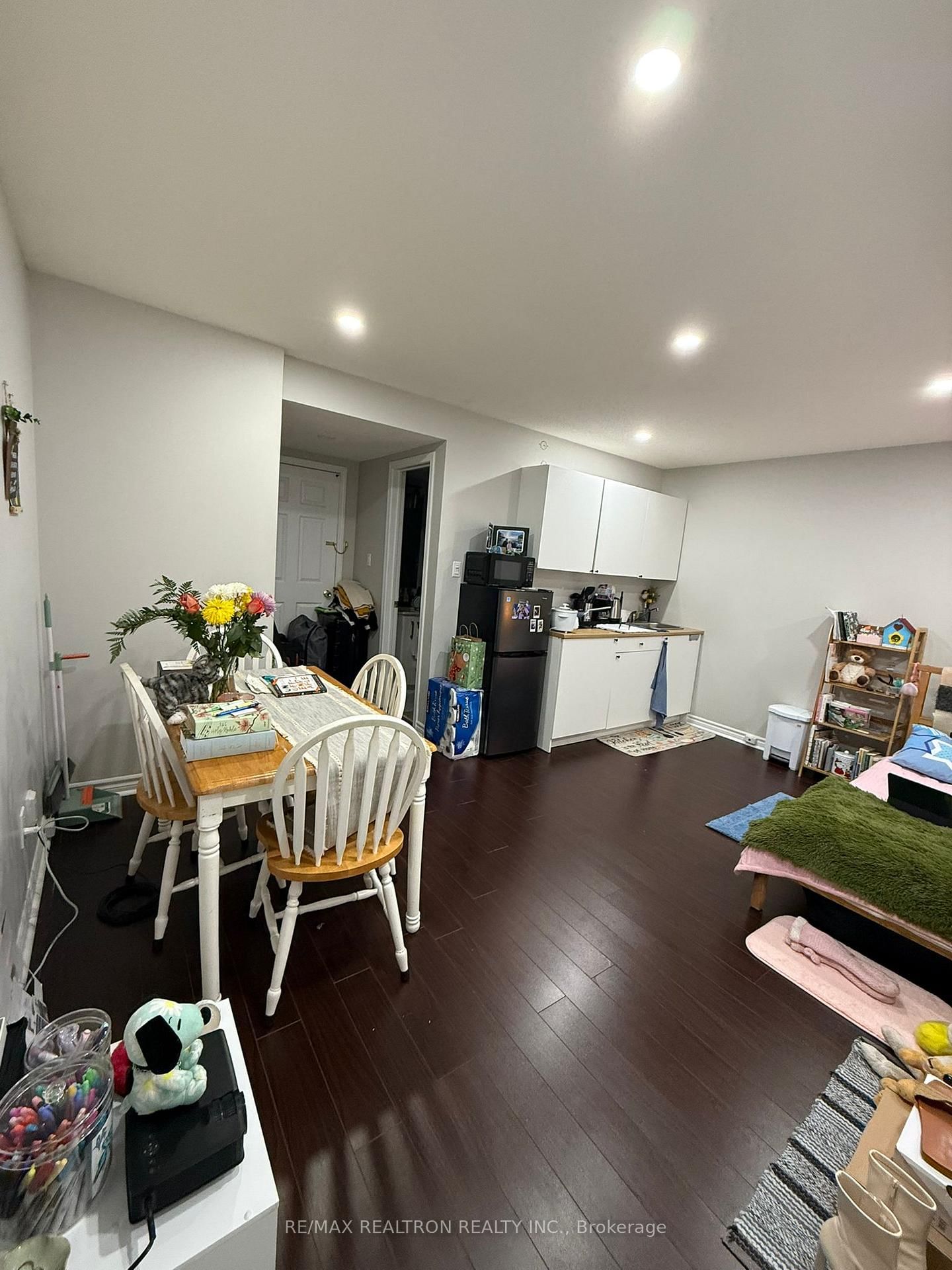 1657 Avonmore Square W, Unit Basement