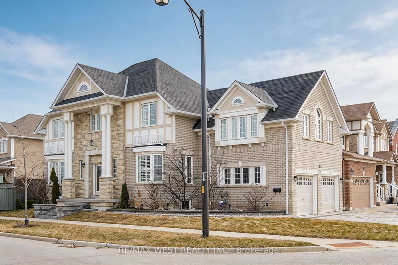 63 Sharplin Dr, Ajax, L1Z 0P4 | Image 2