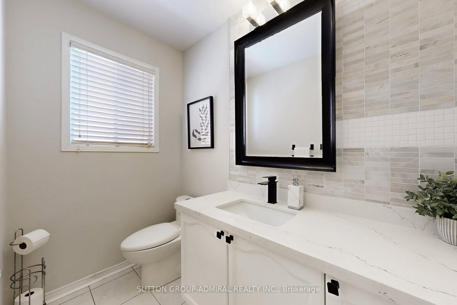 Detached House for sale at 284 Lancrest Street, Pickering, Ontario, L1V 6N3 - Highbush - MLS: E12943744