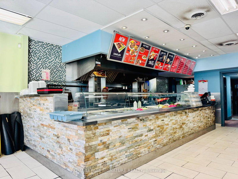 716 Queen St E, Toronto, M4M 1H6 | Image 2