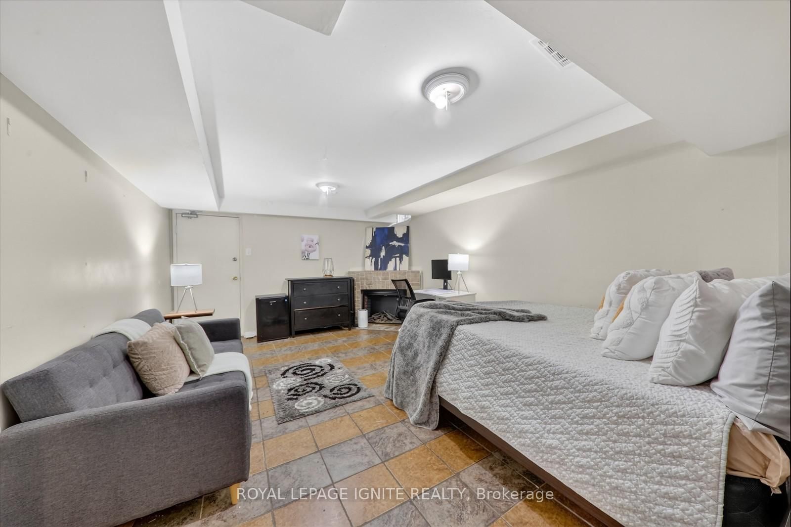 Townhouse for sale at 56-2 Dailing Gate, Toronto, Ontario, M1B 1Z8 - Malvern - MLS: E12945072