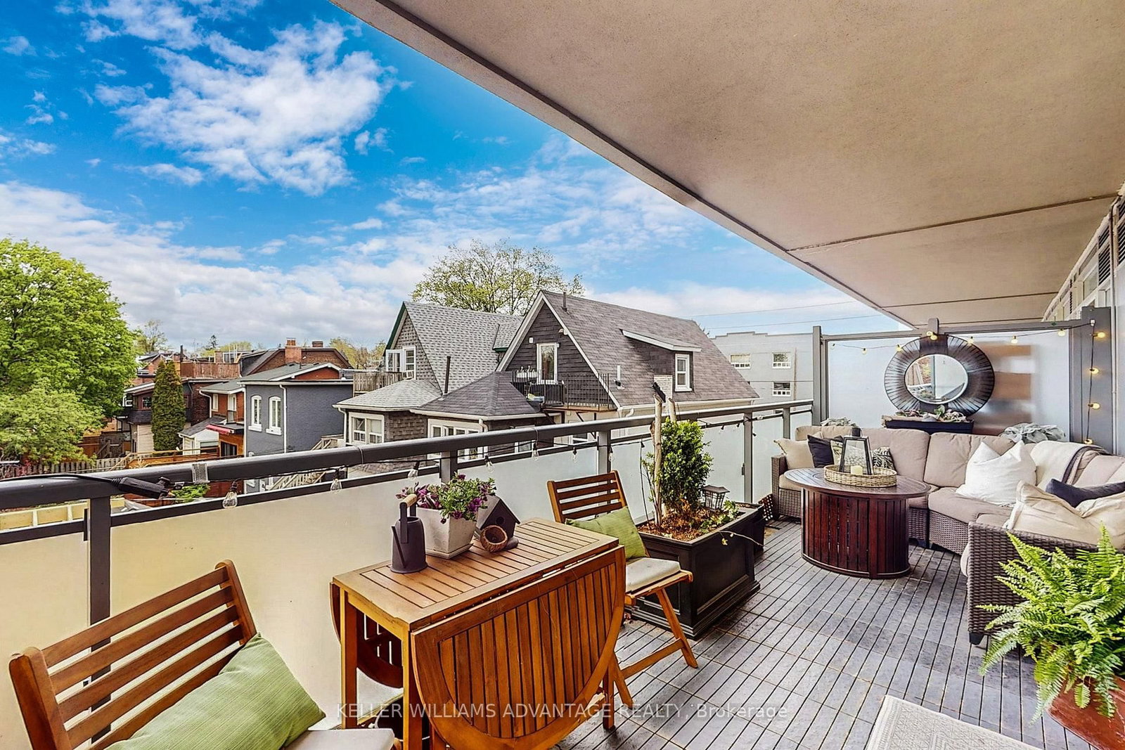 Condo for sale at 308-200 Woodbine Avenue, Toronto, Ontario, M4L 3P2 - The Beaches - MLS: E12945176