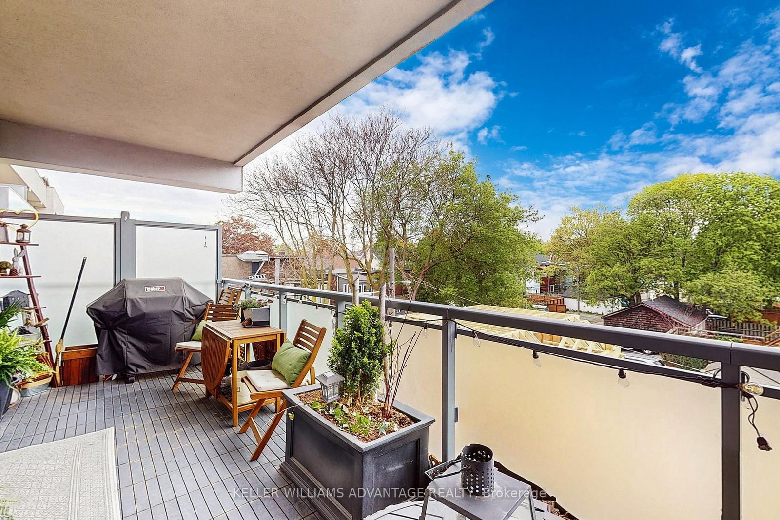 Condo for sale at 308-200 Woodbine Avenue, Toronto, Ontario, M4L 3P2 - The Beaches - MLS: E12945176