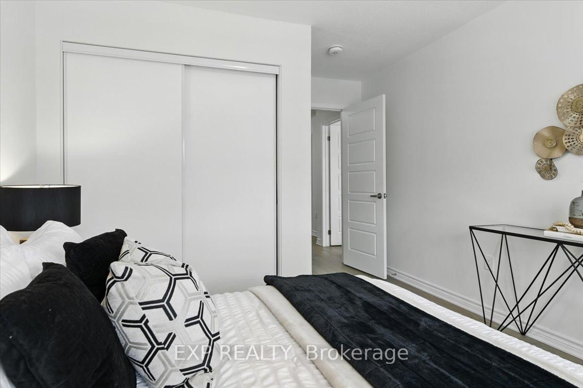 Townhouse for sale at 3303 Thunderbird Prom, Pickering, Ontario, L1X 0N4 - Rural Pickering - MLS: E12945528