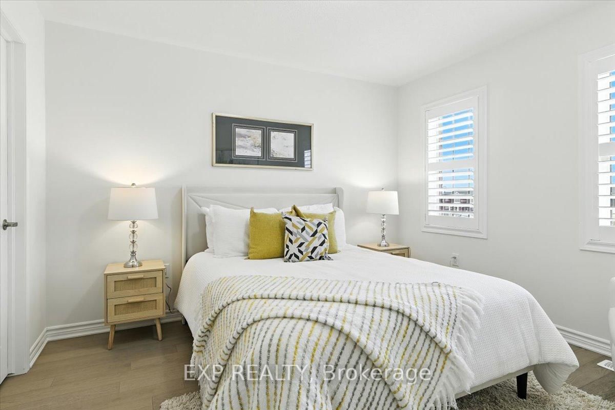 Townhouse for sale at 3303 Thunderbird Prom, Pickering, Ontario, L1X 0N4 - Rural Pickering - MLS: E12945528