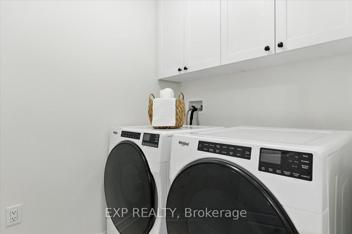 Townhouse for sale at 3303 Thunderbird Prom, Pickering, Ontario, L1X 0N4 - Rural Pickering - MLS: E12945528