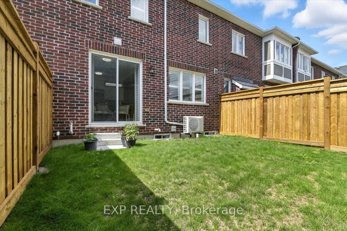 Townhouse for sale at 3303 Thunderbird Prom, Pickering, Ontario, L1X 0N4 - Rural Pickering - MLS: E12945528