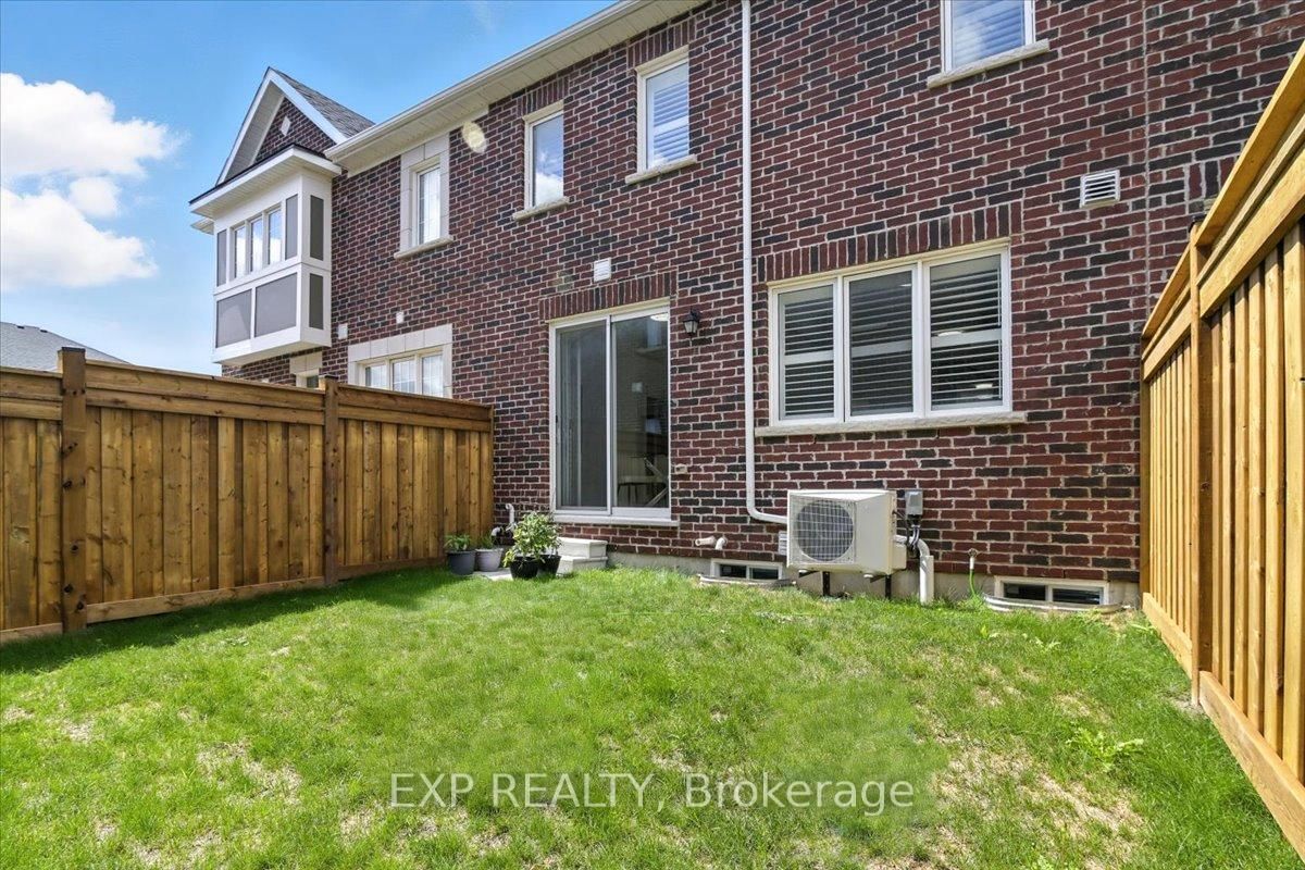 Townhouse for sale at 3303 Thunderbird Prom, Pickering, Ontario, L1X 0N4 - Rural Pickering - MLS: E12945528