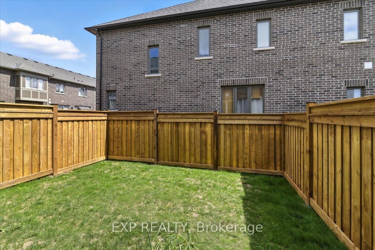 Townhouse for sale at 3303 Thunderbird Prom, Pickering, Ontario, L1X 0N4 - Rural Pickering - MLS: E12945528