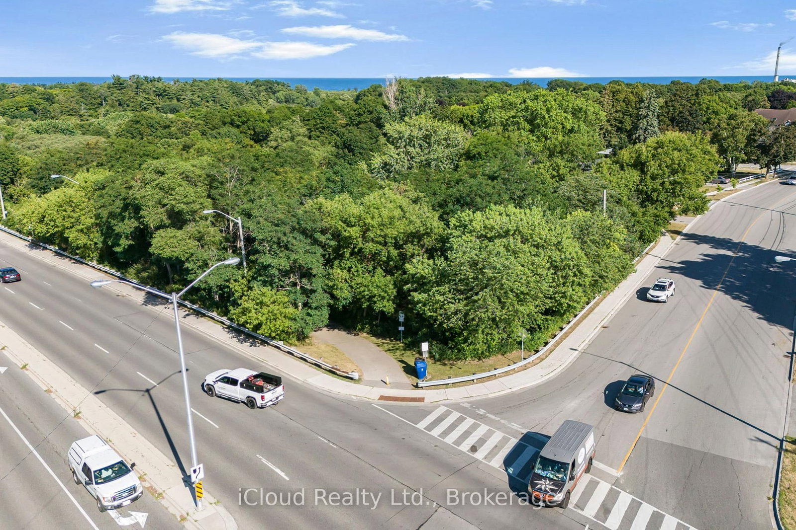 Detached House for sale at 192 Beechgrove Drive, Toronto, Ontario, M1E 3Z5 - West Hill - MLS: E12945914