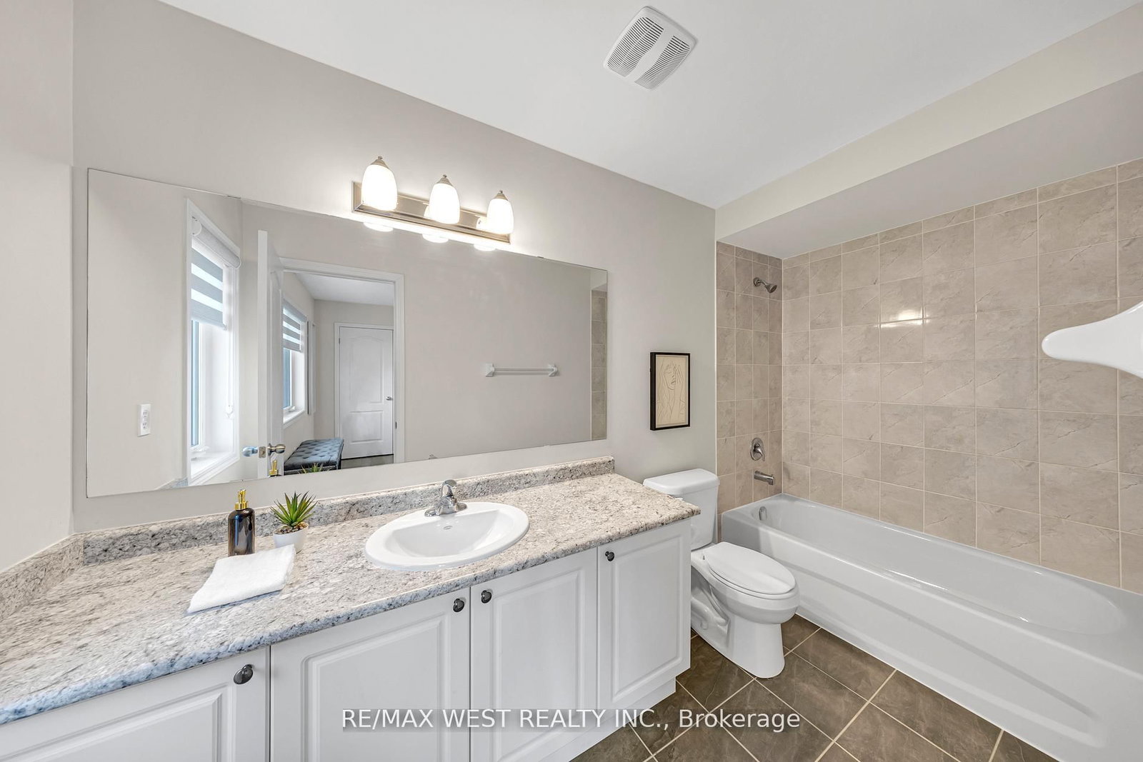2485 Bandsman Crescent • Oshawa, ON photo 33