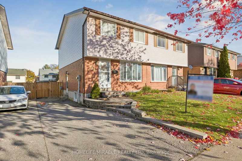 1312 Cherrydown Dr, Oshawa, L1H 8C8 | Image 2