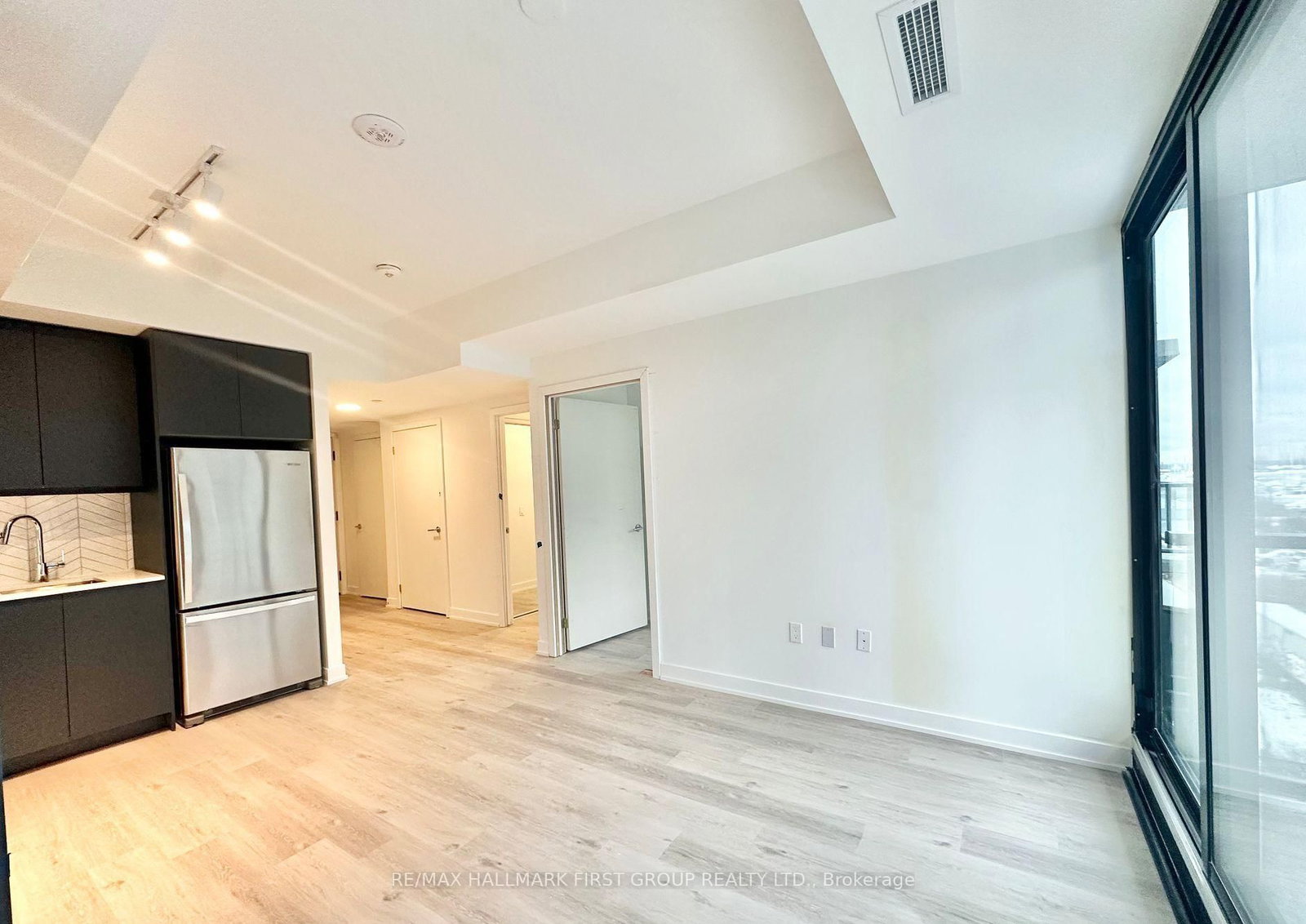 Condo for sale at 444-1610 Charles Street, Whitby, Ontario, L1N 0P5 - Port Whitby - MLS: E12946756