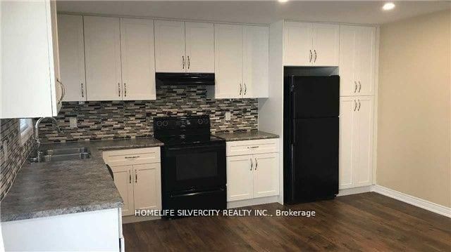 157 Elliot Ave N, Oshawa, L1J 2A9 | Image 3