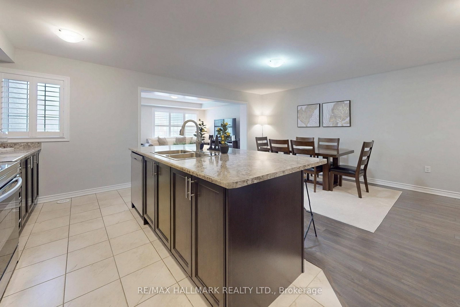 Townhouse for sale at 2421 Fall Harvest Crescent, Pickering, Ontario, L1X 0G1 - Rural Pickering - MLS: E12947430