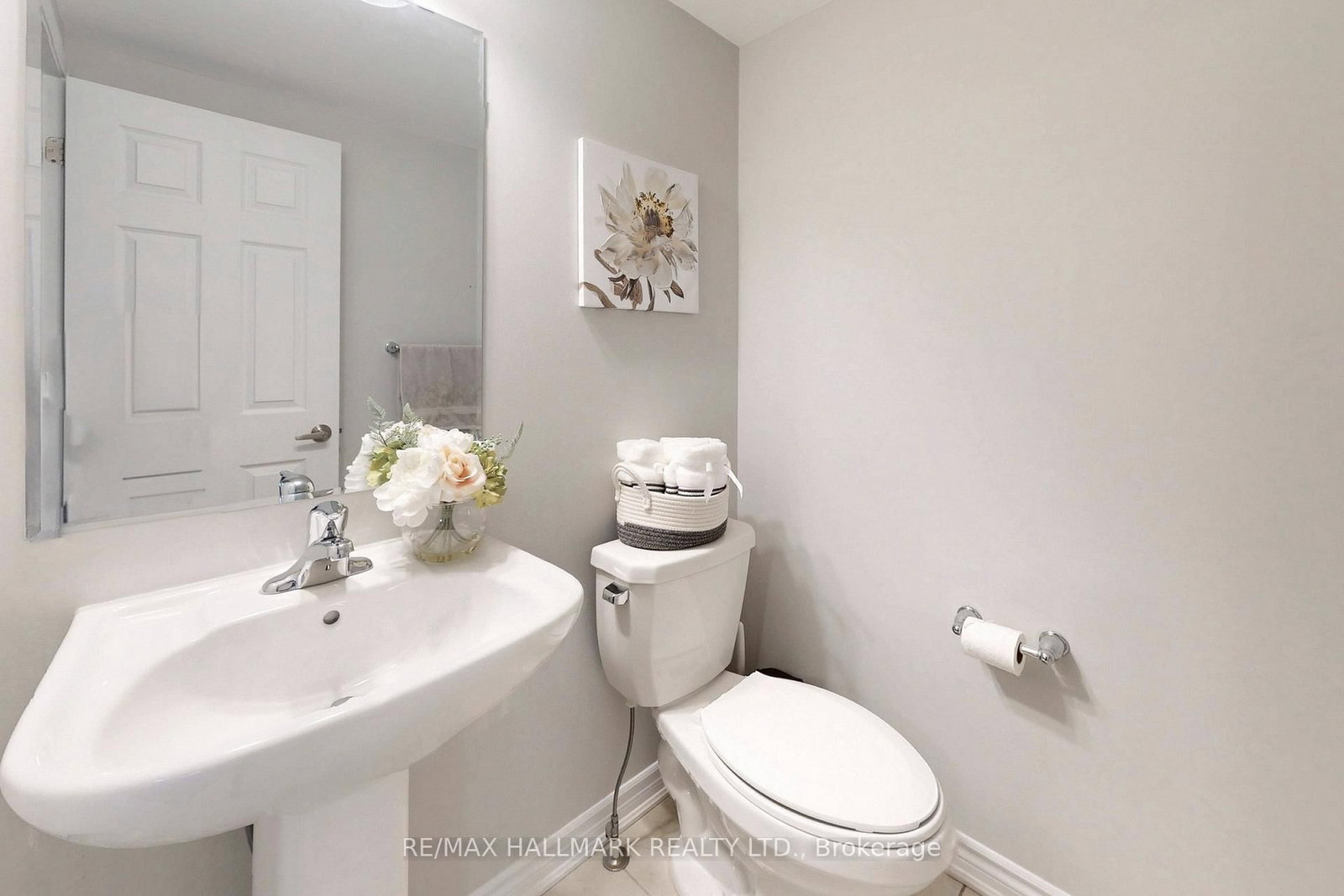 Townhouse for sale at 2421 Fall Harvest Crescent, Pickering, Ontario, L1X 0G1 - Rural Pickering - MLS: E12947430