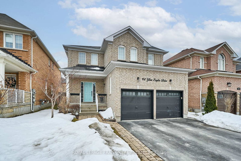 98 Glen Eagles Dr, Clarington, L1E 3H8 | Image 3
