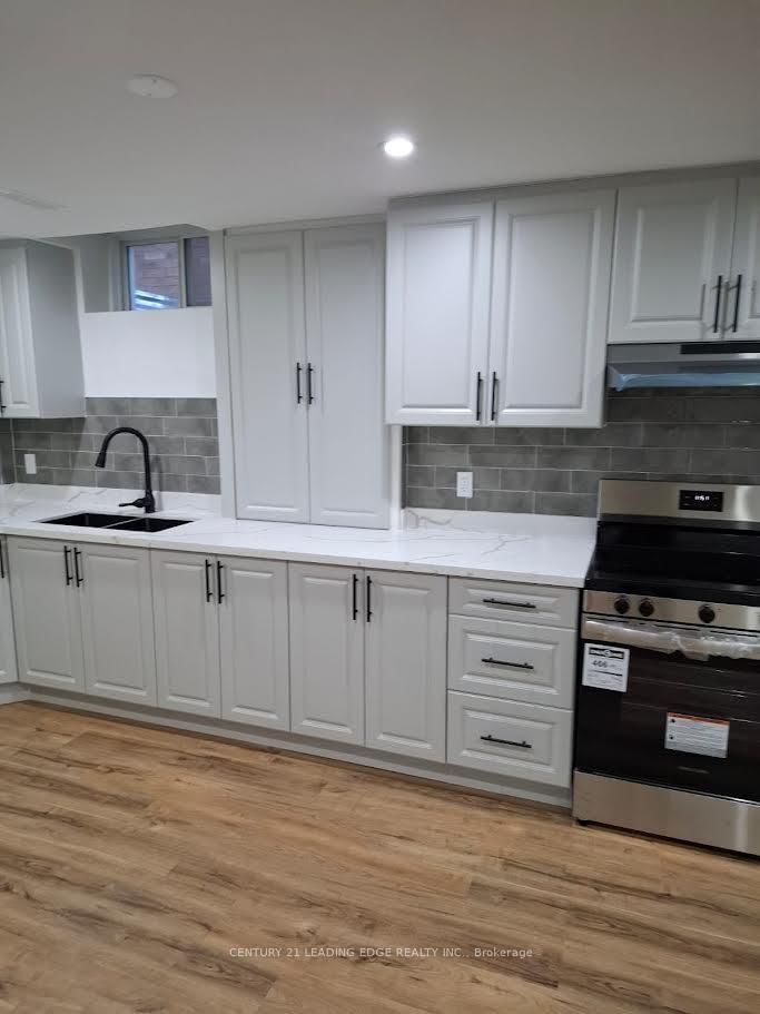 23 Terry Cres, Clarington, L1C 0W4 | Image 3