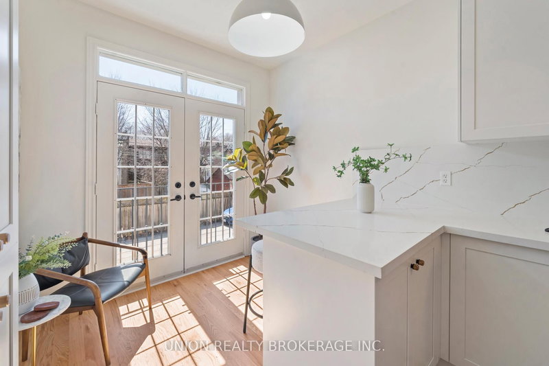 59D Woodbine Ave, Toronto, M4L 3P1 | Image 3