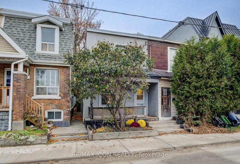 898 Eastern Ave, Toronto, M4L 1A4 | Image 3