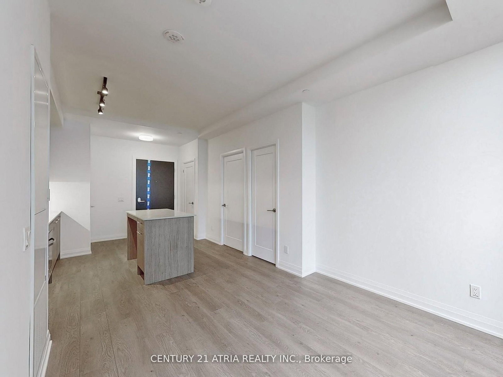 Condo for lease at 611-286 Main Street, Toronto, Ontario, M4C 0B3 - East End-Danforth - MLS: E12948002