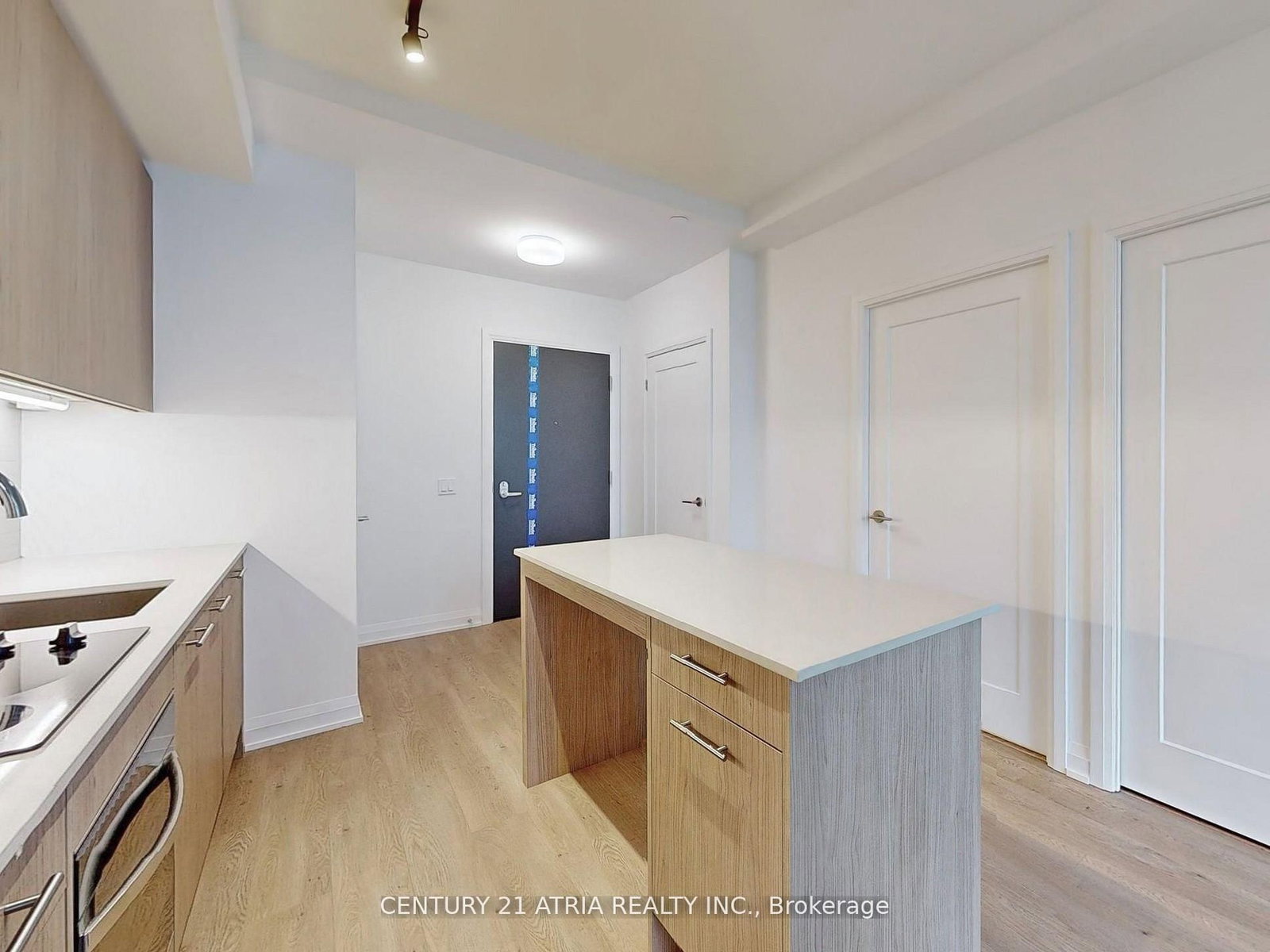 Condo for lease at 611-286 Main Street, Toronto, Ontario, M4C 0B3 - East End-Danforth - MLS: E12948002