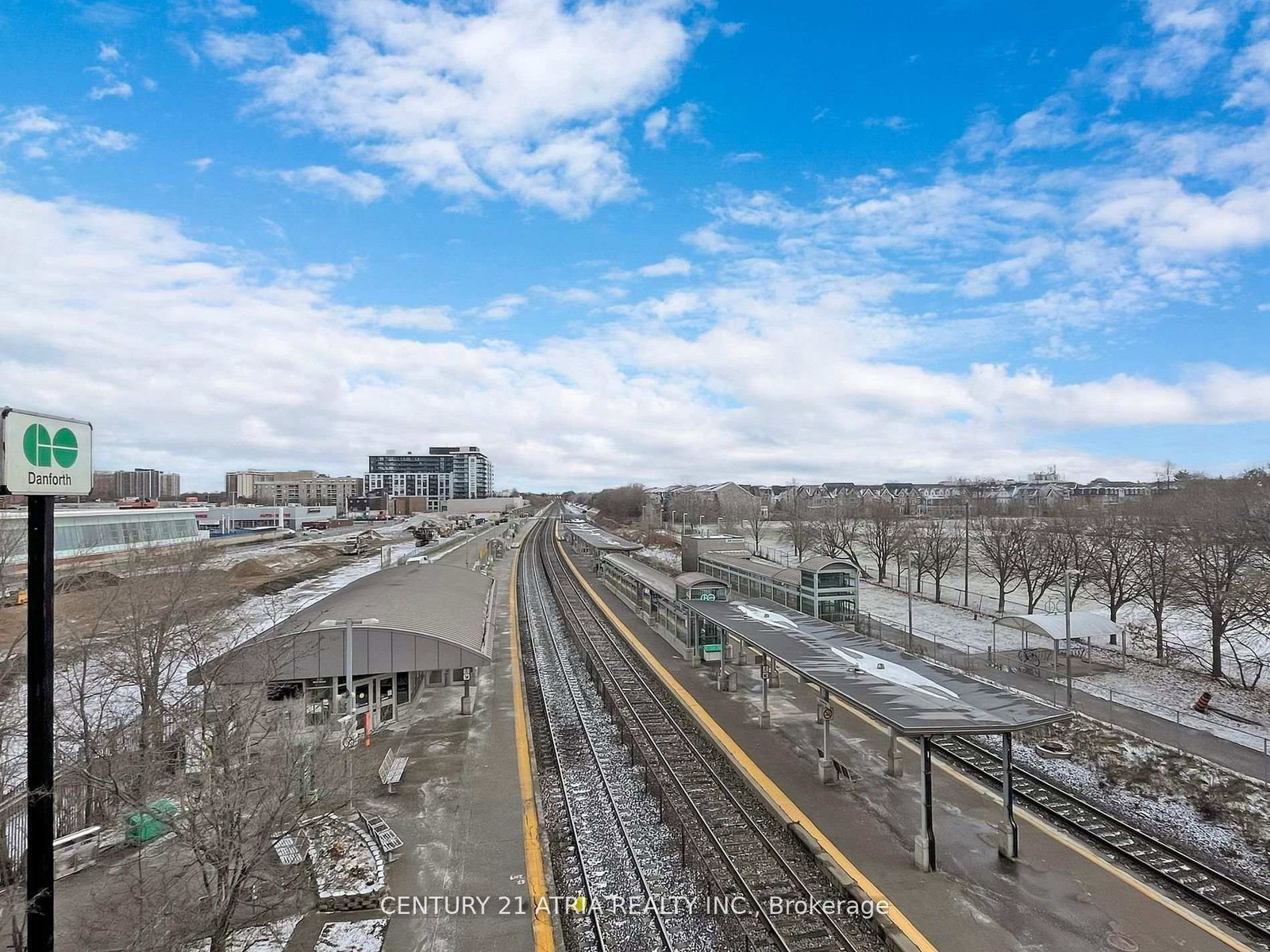 Condo for lease at 611-286 Main Street, Toronto, Ontario, M4C 0B3 - East End-Danforth - MLS: E12948002