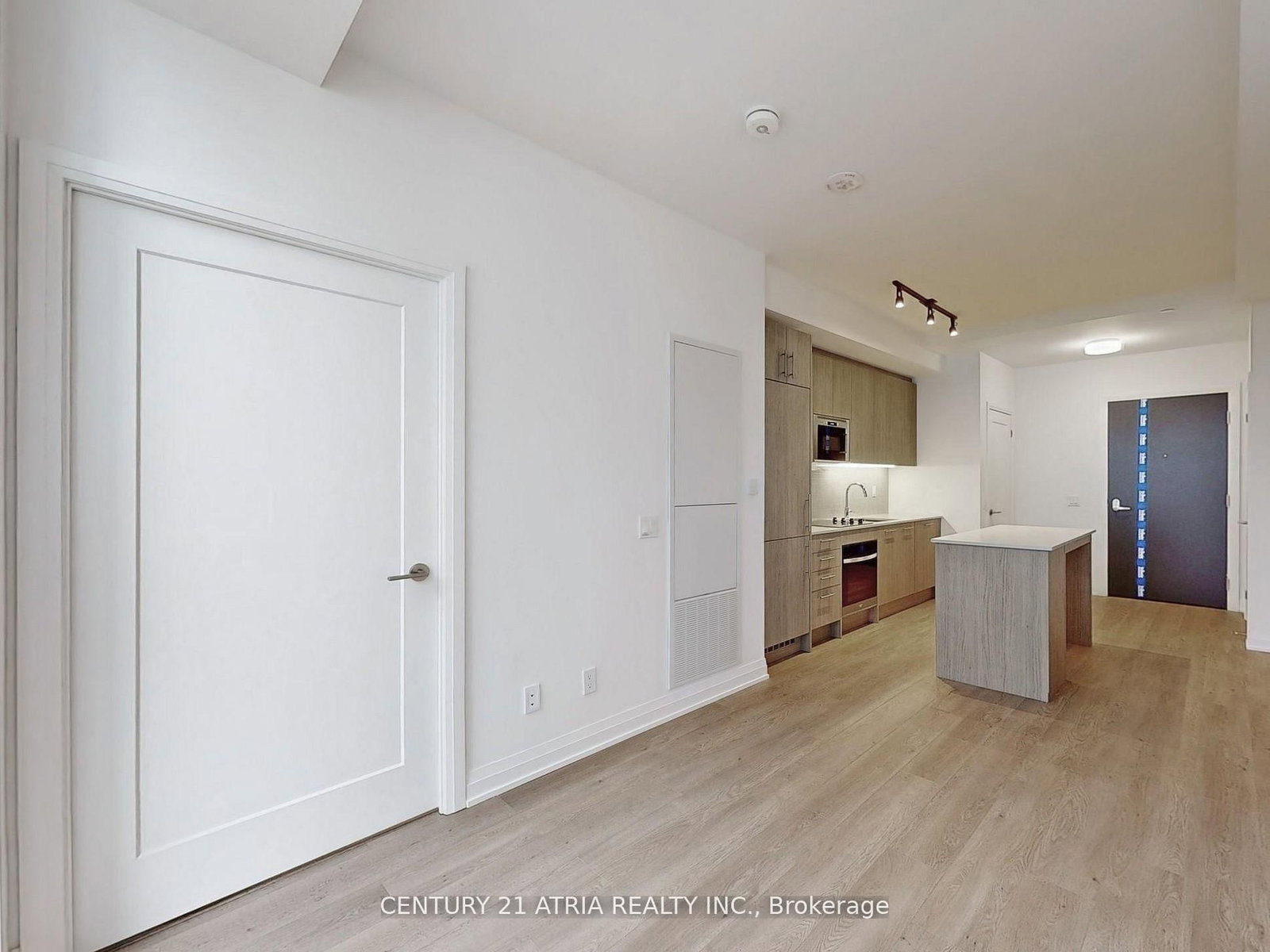 Condo for lease at 611-286 Main Street, Toronto, Ontario, M4C 0B3 - East End-Danforth - MLS: E12948002