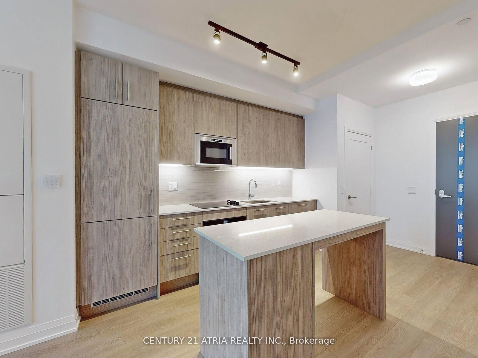 Condo for lease at 611-286 Main Street, Toronto, Ontario, M4C 0B3 - East End-Danforth - MLS: E12948002