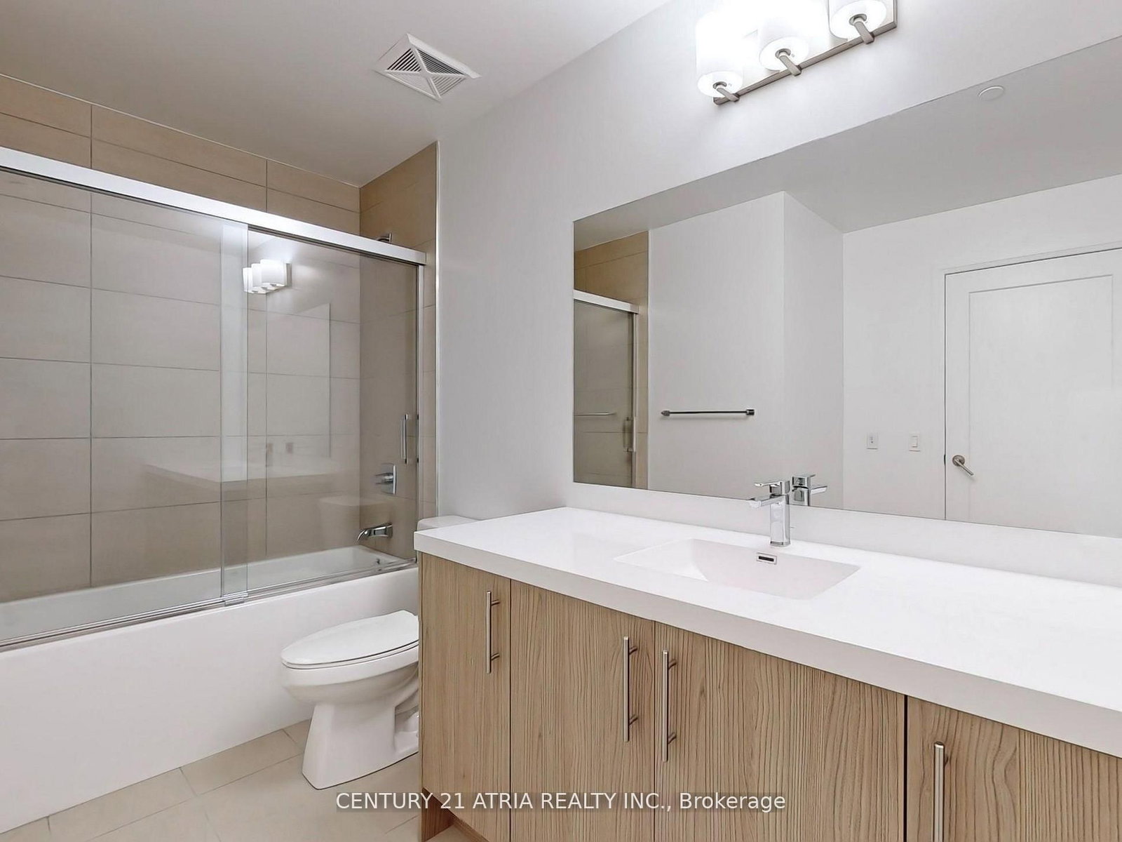 Condo for lease at 611-286 Main Street, Toronto, Ontario, M4C 0B3 - East End-Danforth - MLS: E12948002