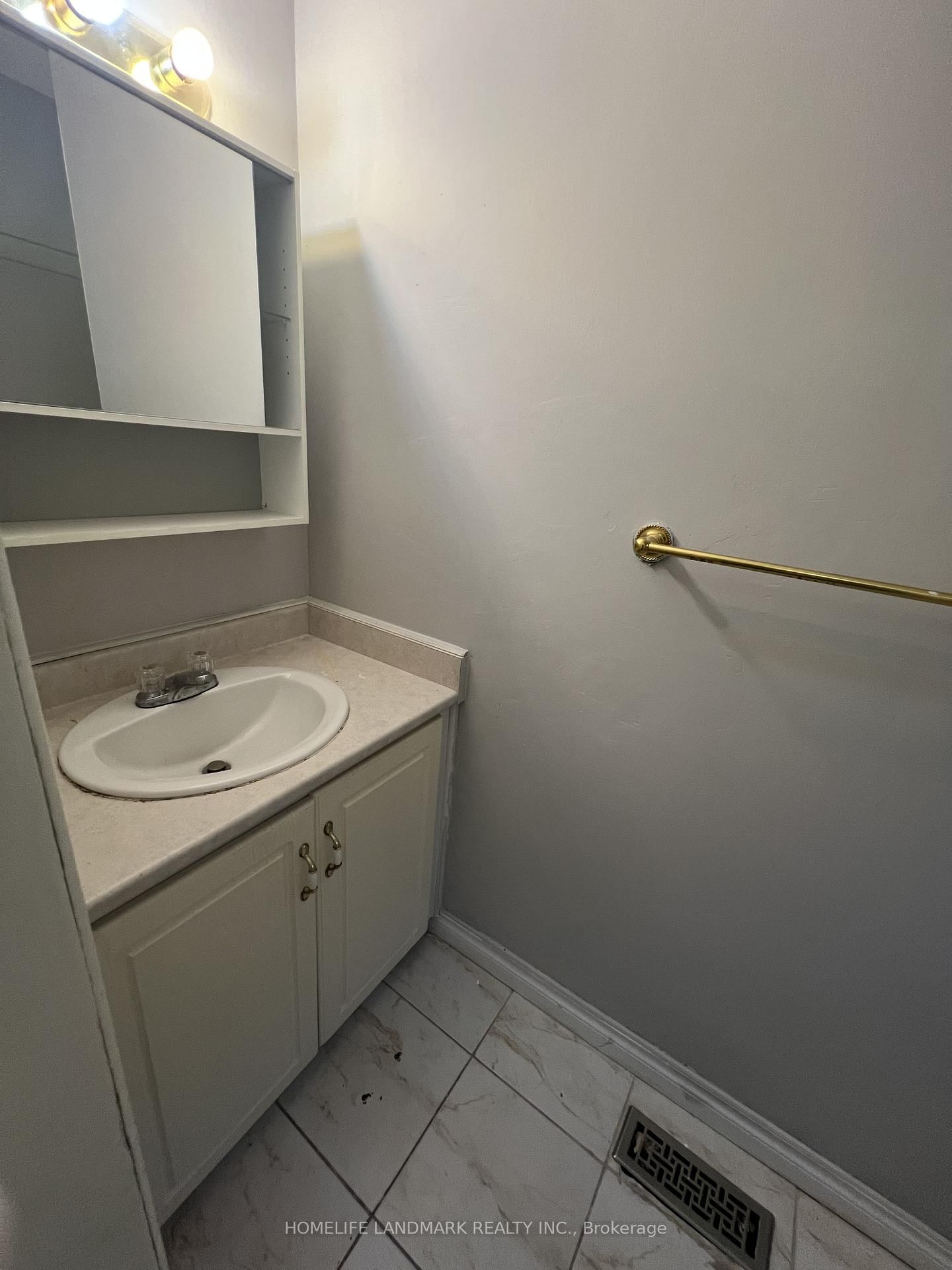 Detached House for lease at 30 Bobmar Road, Toronto, Ontario, M1C 1C9 - Highland Creek - MLS: E12948326