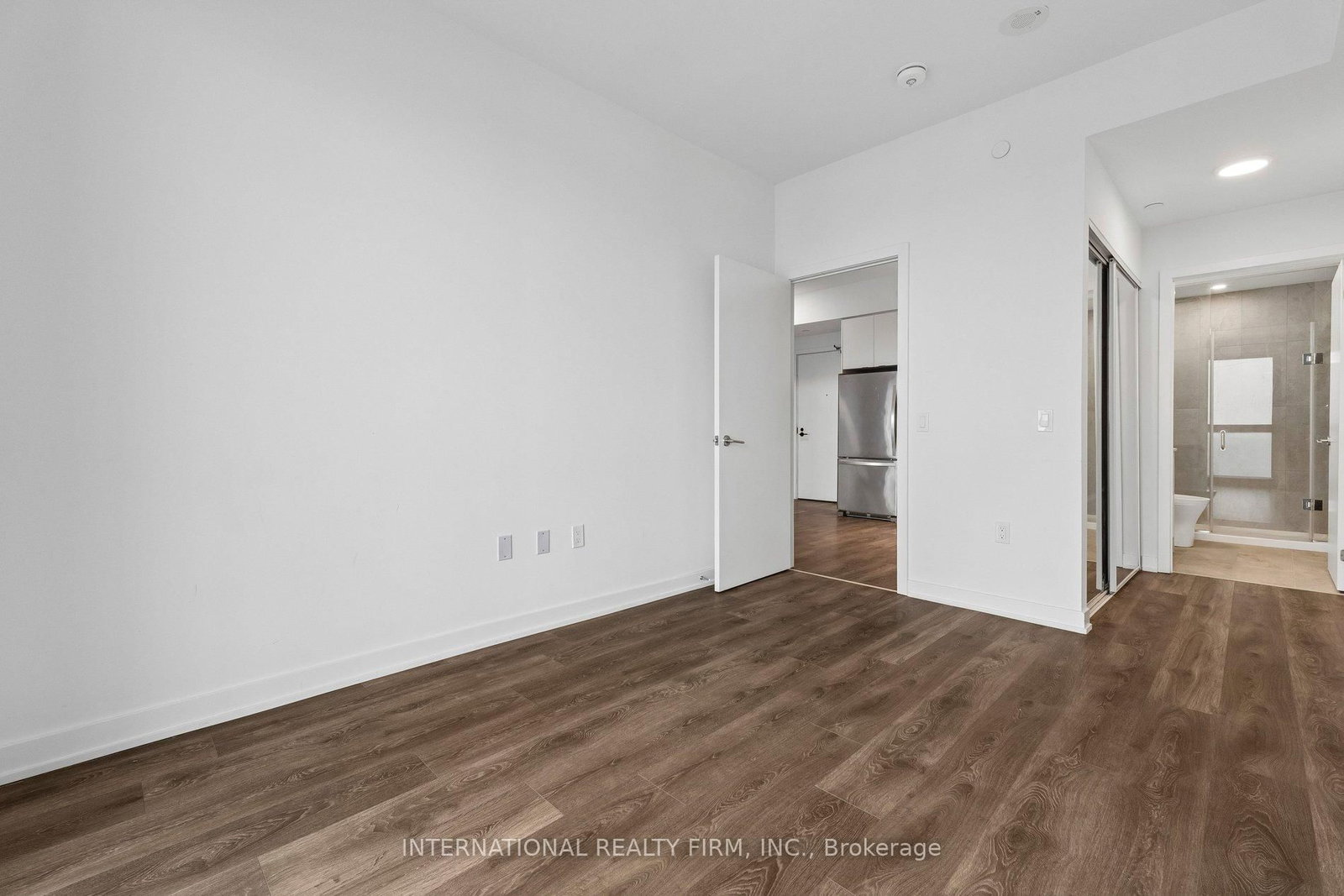 Condo for sale at 1701-1606 Charles Street, Whitby, Ontario, L1N 0P1 - Port Whitby - MLS: E12948514