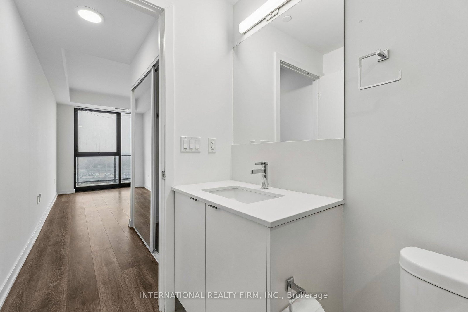 Condo for sale at 1701-1606 Charles Street, Whitby, Ontario, L1N 0P1 - Port Whitby - MLS: E12948514